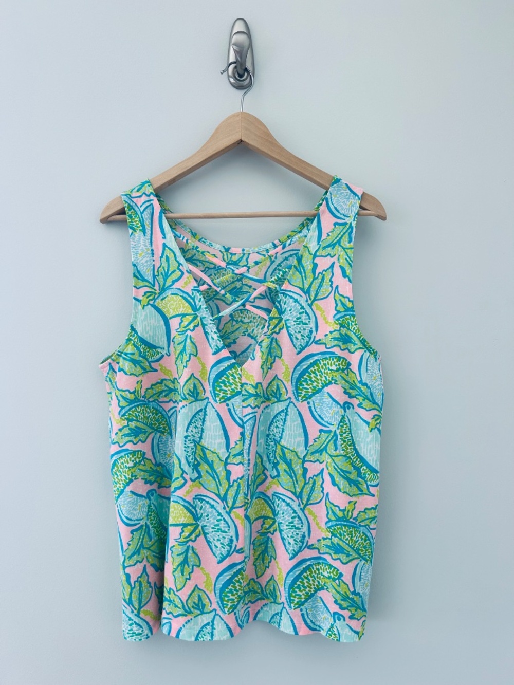Lilly Pulitzer Kristen Top in Vitamin Sea Urchin Pink XL - EUC - Picture 3 of 5